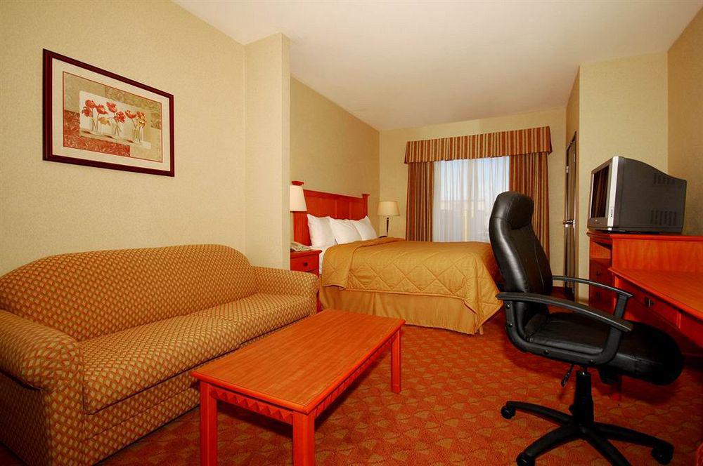Comfort Inn & Suites Las Vegas - Nellis Room photo